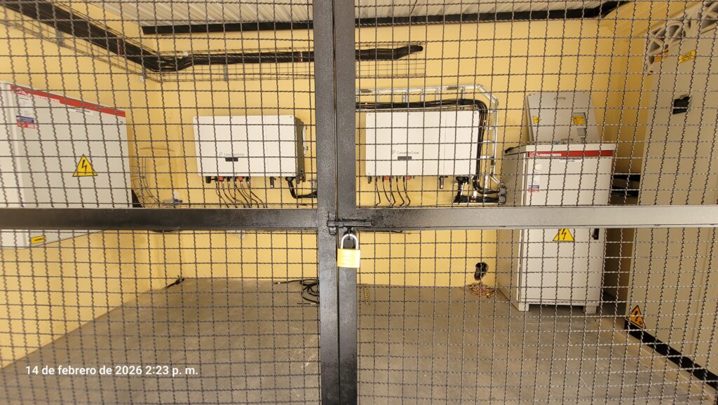 Cumplimiento estricto de estándares de calidad y seguridad eléctrica